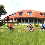 Nationalparkhotel Kranichrast מלון Schwarzenhof