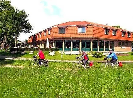 Отель Nationalparkhotel Kranichrast 3*